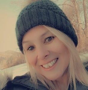 Meet your Posher, Rhonda